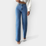 JEANS DE CINTURA ALTA Y PIERNA LARGA