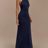VESTIDO MAXI HALTER DE SILUETA FLUIDA EN AZUL MARINO