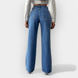 JEANS DE CINTURA ALTA Y PIERNA LARGA