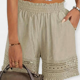 Shorts con encaje