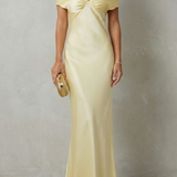 VESTIDO DE NOCHE SATINADO CON HOMBROS DESCUBIERTOS
