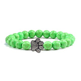 Pulsera con Perlas en Forma de Huella – Diseño de Piedra Natural