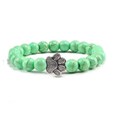 Pulsera con Perlas en Forma de Huella – Diseño de Piedra Natural