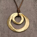 Collar con Colgante Geométrico Irregular