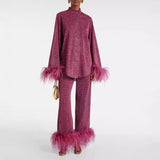 Lucía - Conjunto de Dos Piezas con Cuello de Plumas