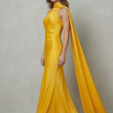 VESTIDO DE SIRENA DE SATÉN CON ESCOTE DRAPEADO EN CASCADA