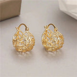 Pendientes retro en forma de lágrima con acabado dorado