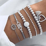 Conjunto de pulseras brillantes de lujo