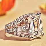 Anillo Cuadrado de Aleación con Diamante