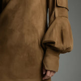 Livia ❘ Vestido mini oversize de ante con cuello alto
