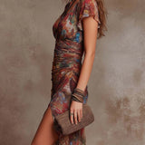 VESTIDO MIDI PLISADO CON ESTAMPADO ARTÍSTICO BOHO
