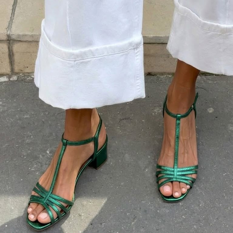 Valeria | Sandalias Doradas Elegancia Diaria