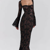 VESTIDO LARGO DE ENCAJE CON ELEGANCIA ROMÁNTICA