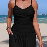 BIKINI DE DOS PIEZAS CON TOP DE TIRANTES Y SHORTS