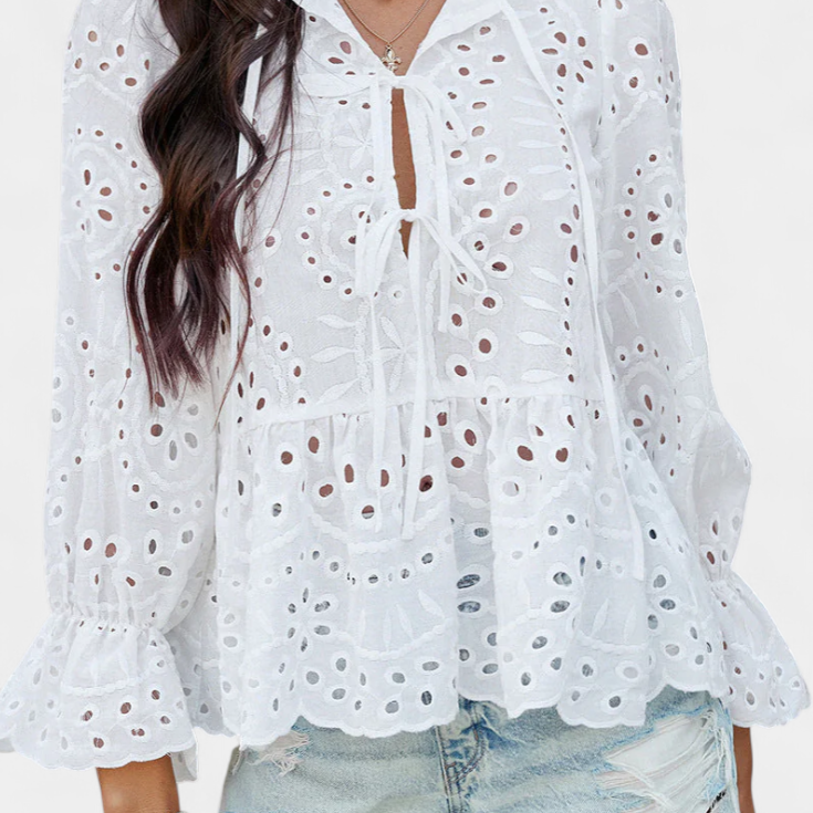 Kayden Top Bohemio de Encaje con Corte Fluido